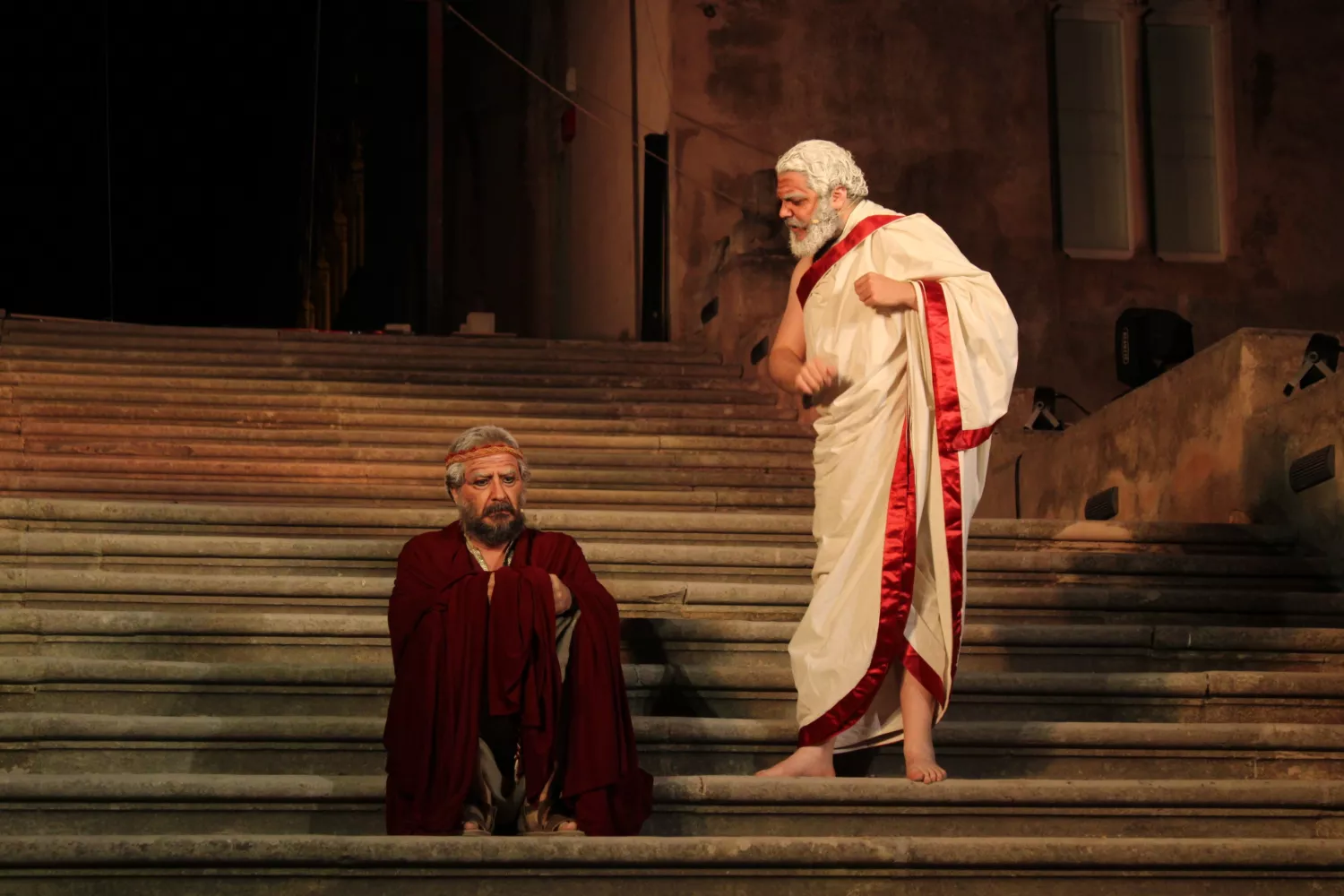 Dialogo tra Socrate e Strepsiade